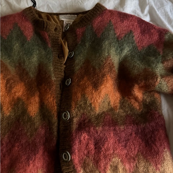 Vintage Zig Zag Rainbow Cardigan Sz Medium Wool Fuzzy - Picture 2 of 4
